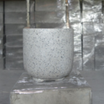 Hủ tròn có chân